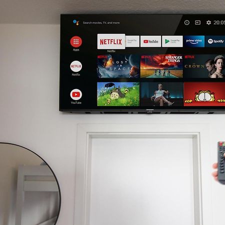 Hotel Ulm Zentrum - Komplettes Zimmer, Hochbett, Android Tv & Eigenem Bad - Perfekt Fuer Familien & Gruppen מראה חיצוני תמונה