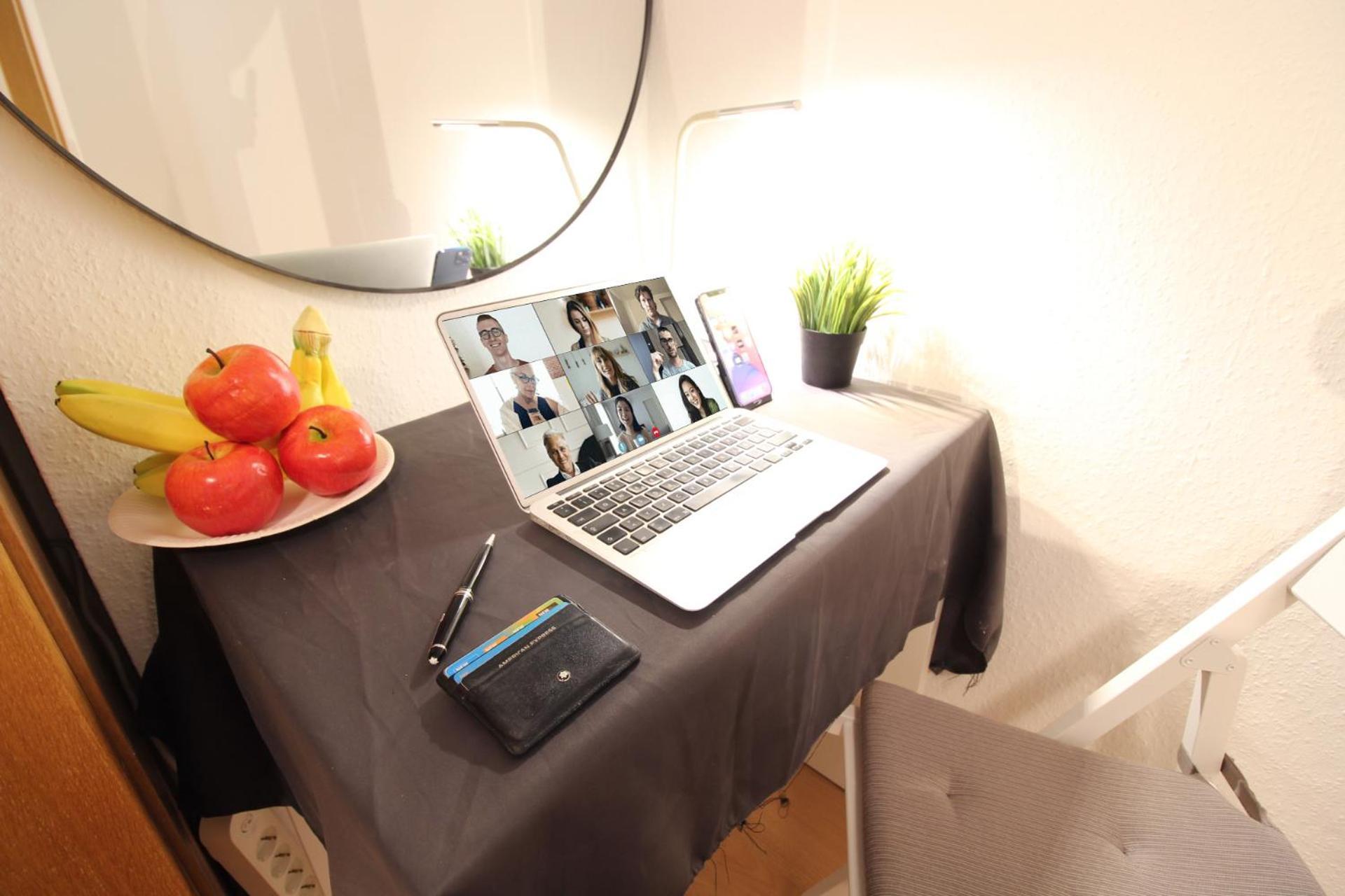 Hotel Ulm Zentrum - Komplettes Zimmer, Hochbett, Android Tv & Eigenem Bad - Perfekt Fuer Familien & Gruppen מראה חיצוני תמונה